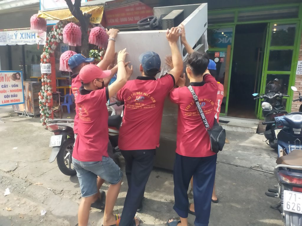 z3702789764013 b097f5c2460a7a4c3682c60d4dcc809d Dịch vụ vận chuyển thiết bị máy móc